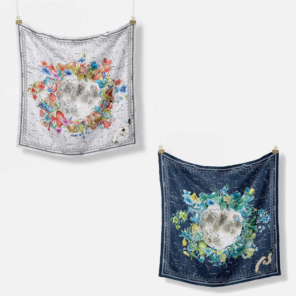 Set de 2 eșarfe din mătase, 53 cm x 53 cm, Lumea în flori, culoare: albastru și alb, 100% mătase