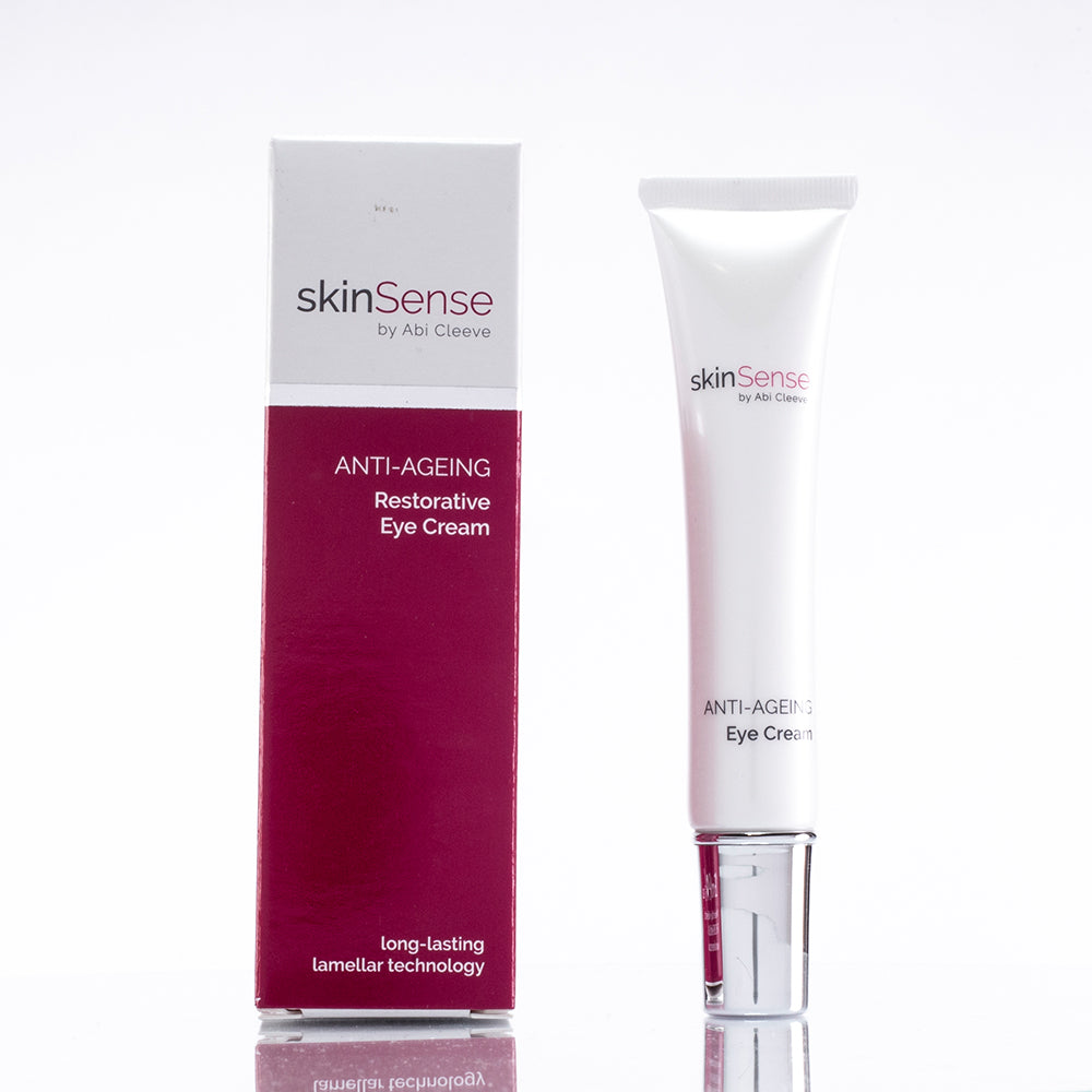 Colecția de tratamente anti-îmbătrânire SkinSense din 4 produse